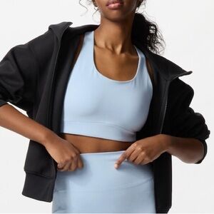 Uniqlo Airism Sports Bra - Light Blue